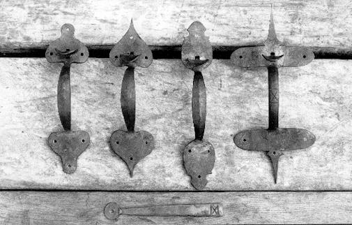Reproduction Latches